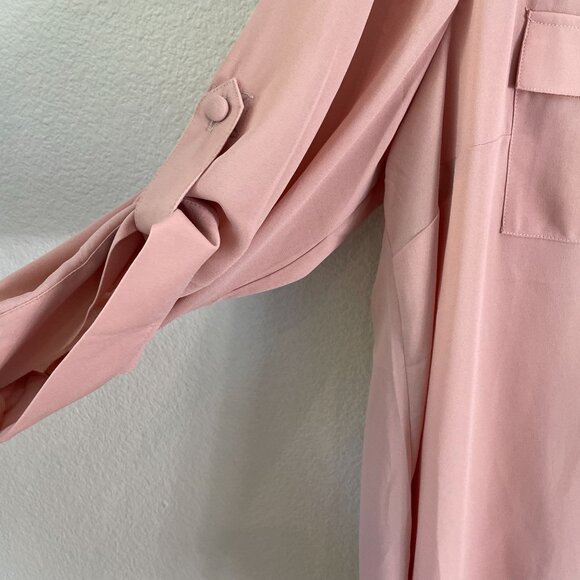 NEW TORRID PLUS 1X PINK GEORGETTE POCKET PULLOVER BLOUSE ROLL TAB SLEEVE SHIRT - Picture 7 of 9